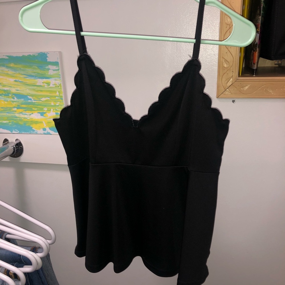 Scalloped Top